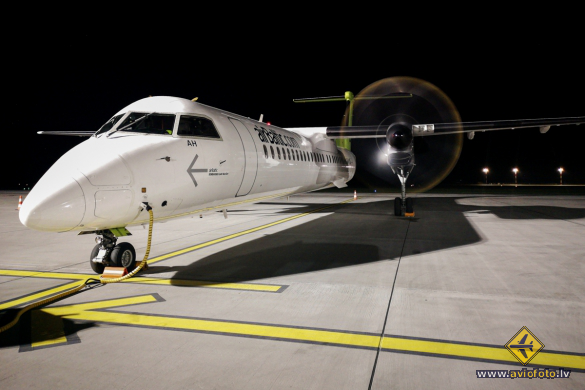 Bombardier DHC-8-402 Q400